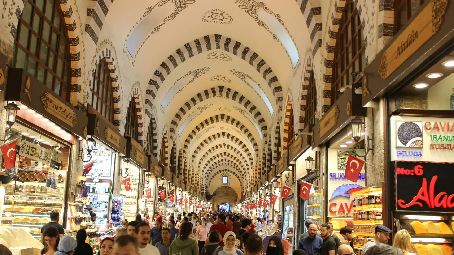 Walk through Istanbul’s lively bazaar streets, filled with Turkish delights, spices, souvenirs and authentic local atmosphere.