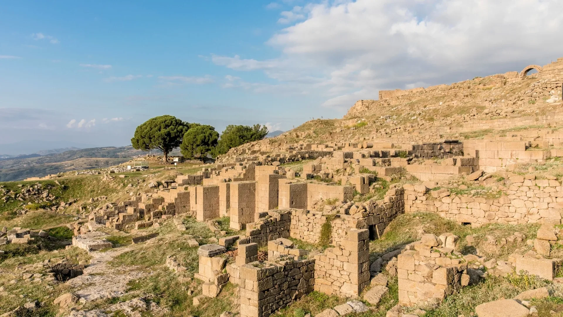 Pergamon Acropolis & Asclepion Tour from Kusadasi Port