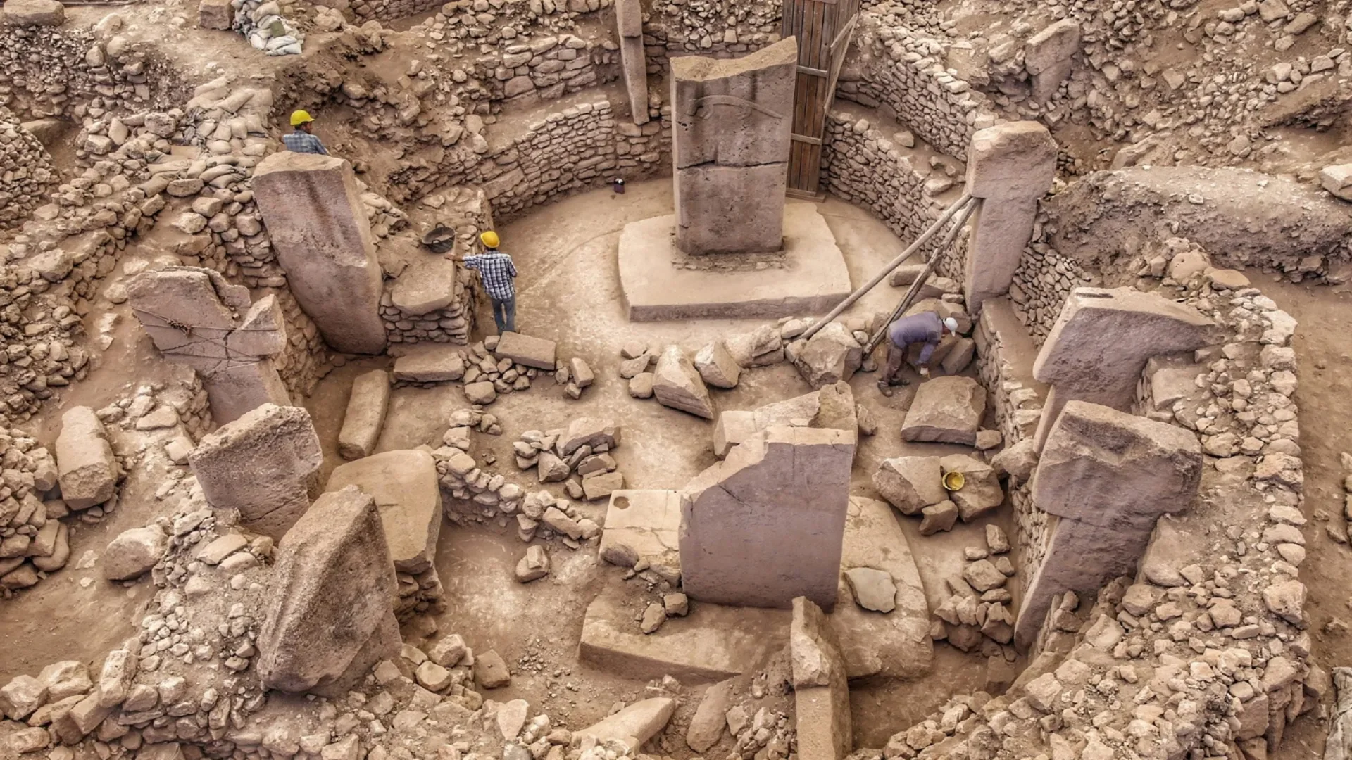 Gobeklitepe Tour from Istanbul: Walking upon the Ruins of Gobeklitepe