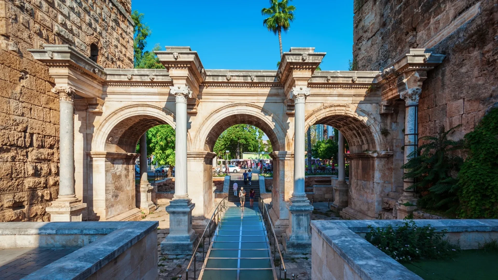 Hadrian’s Gate in Antalya, a Roman-era monument and one of the main entrances to historic Kaleici.