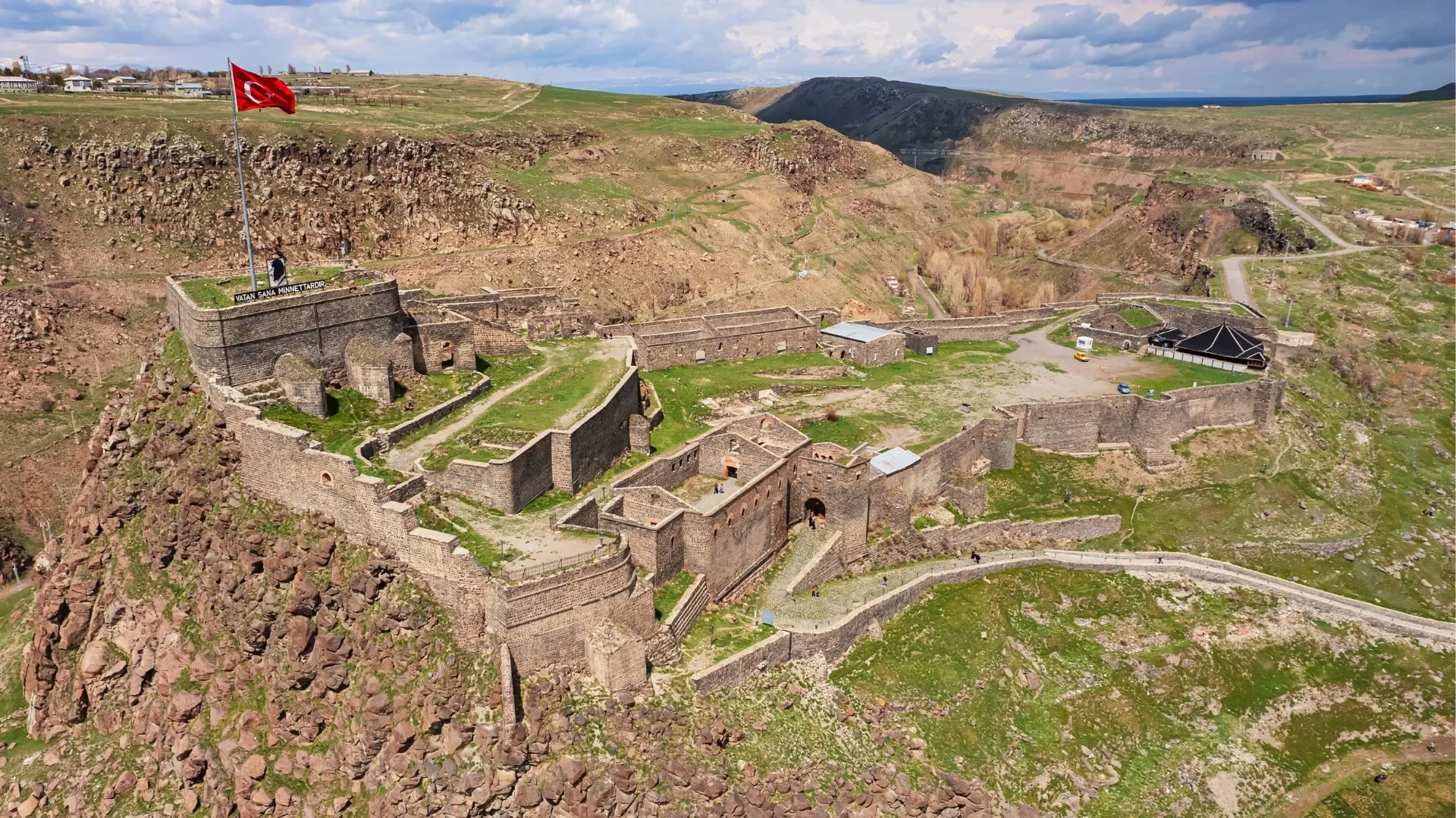 Kars Castle. Private Kars Ani Ruins Tour