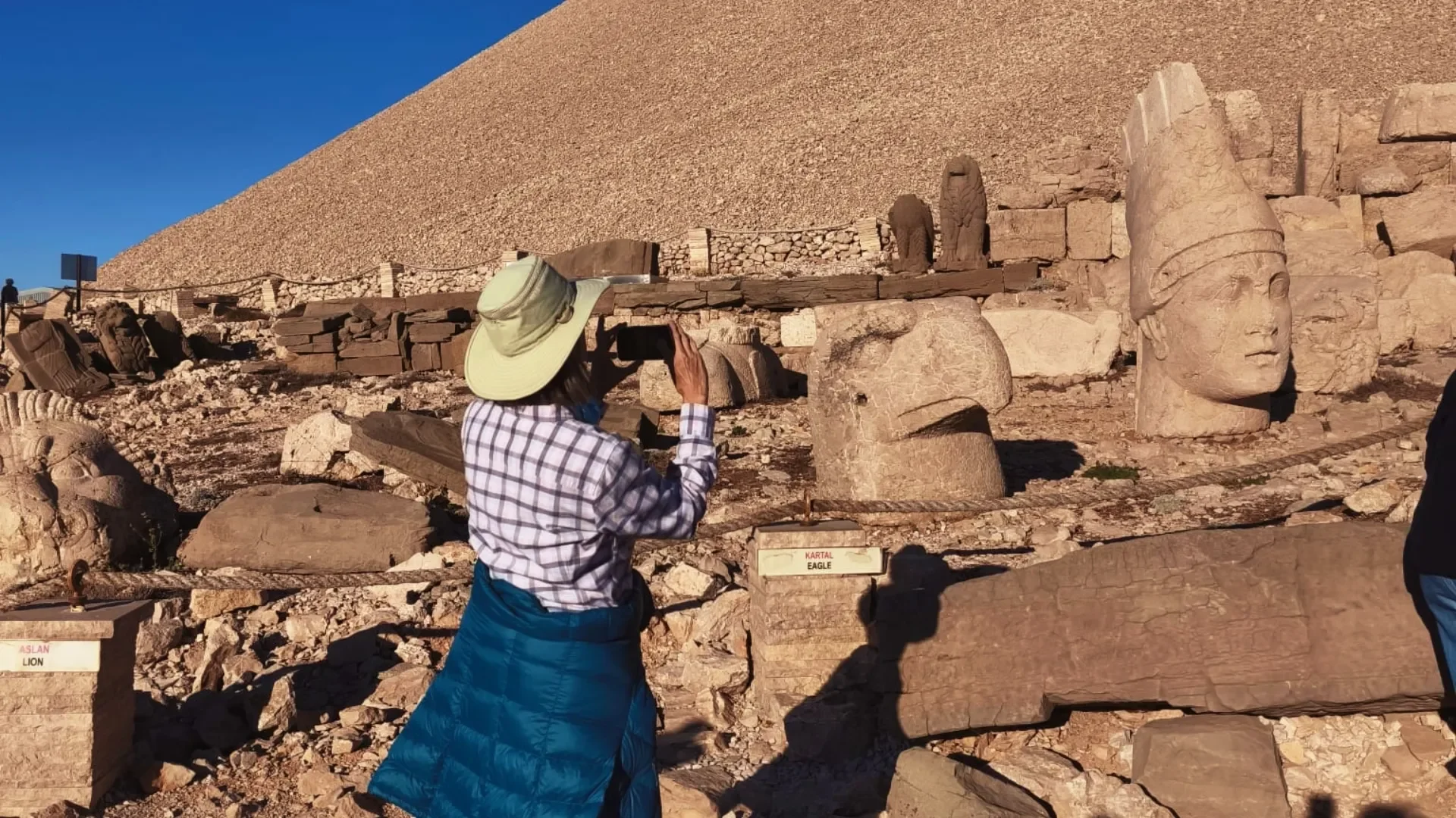 Private Mount Nemrut & Gobeklitepe Karahantepe Tour