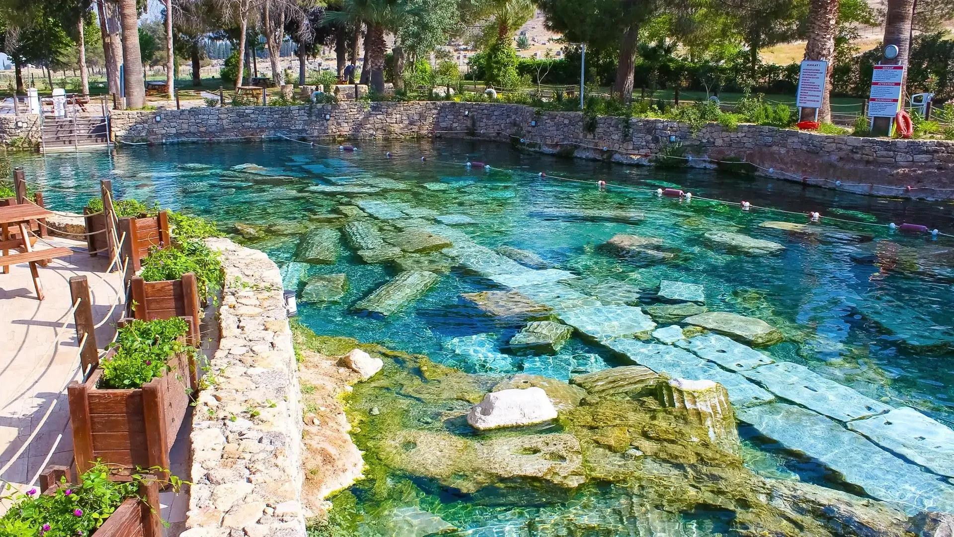 Cleopatra Pool in Pamukkale