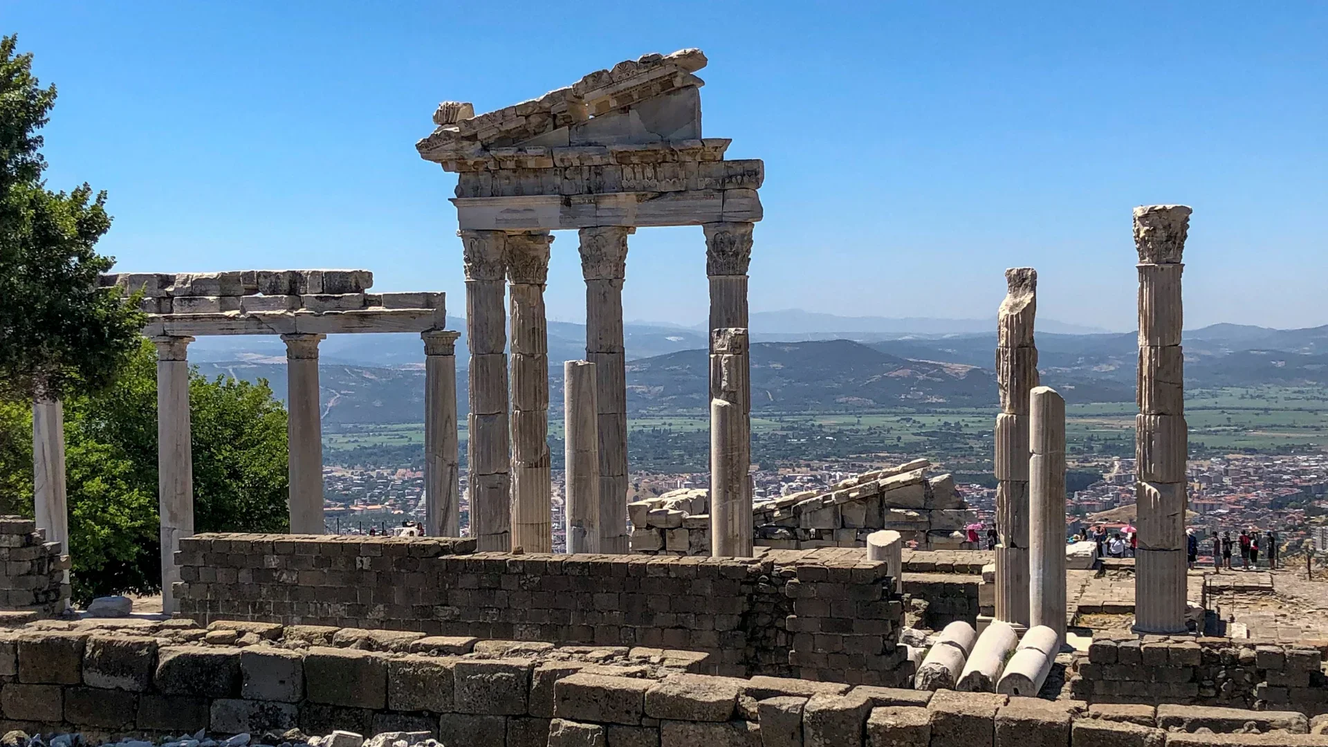 Top 5 Day Trips from Izmir: Ephesus, Pergamon, and Beyond