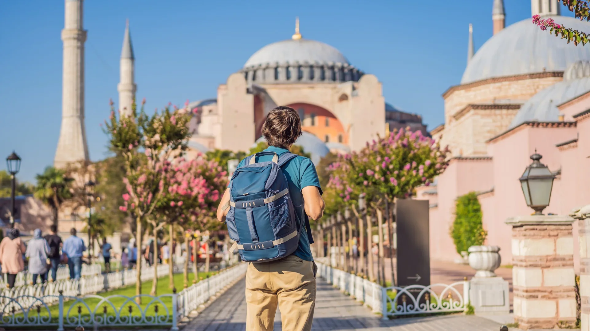 First 24 Hours in Turkey: Essential Tips and Cultural Etiquette for Travelers