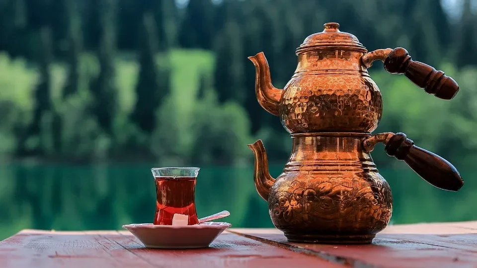 Turkish Tea Pot and Fresh Tea