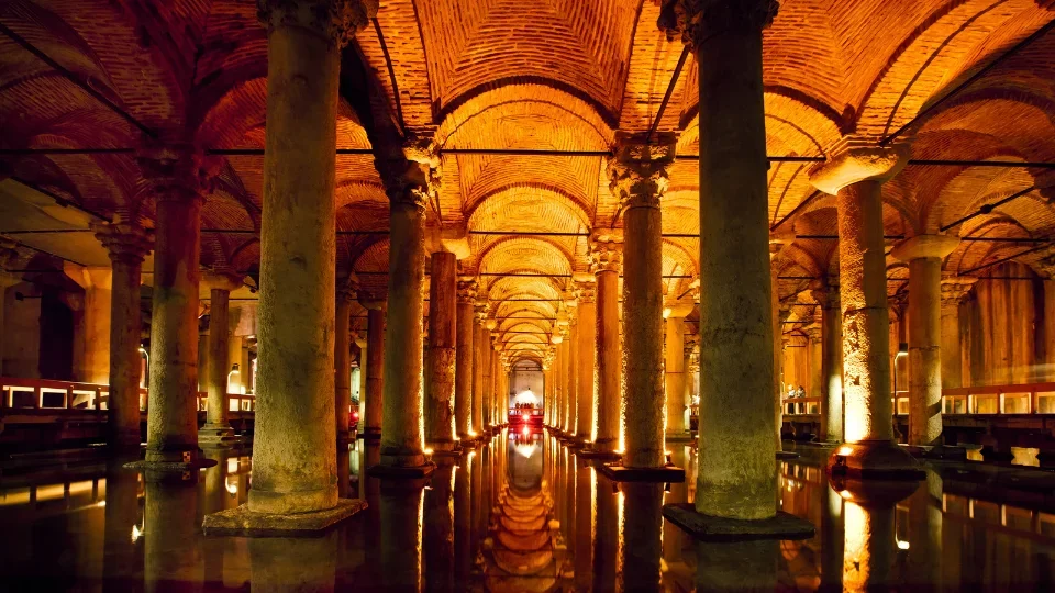 Basilica Cistern (3)