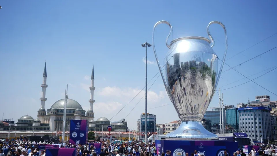 Champions League (4)