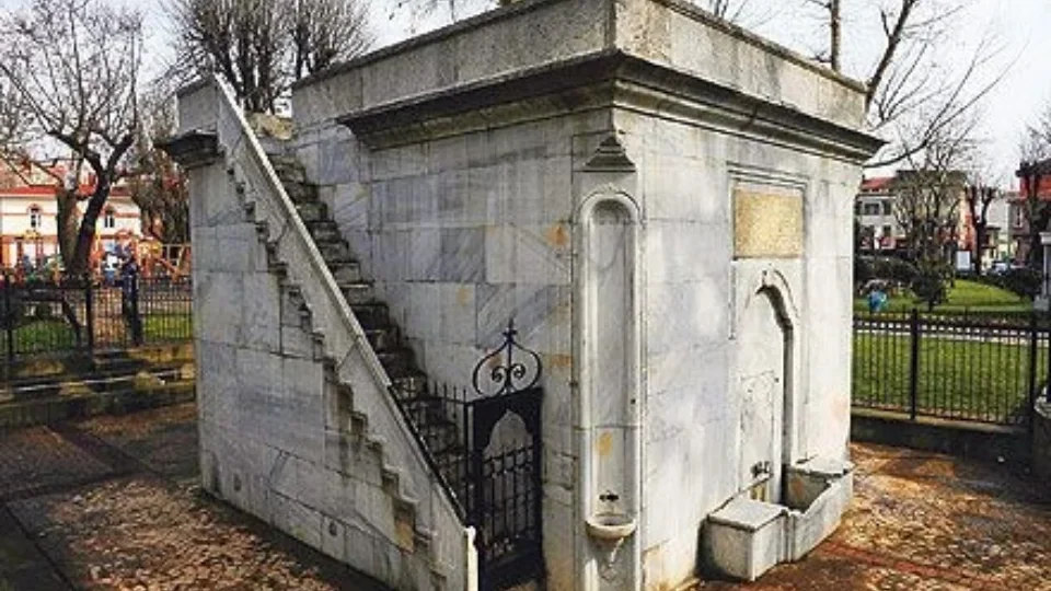 Esma Sultan Fountain (5)