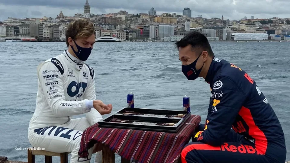 F1 (5)