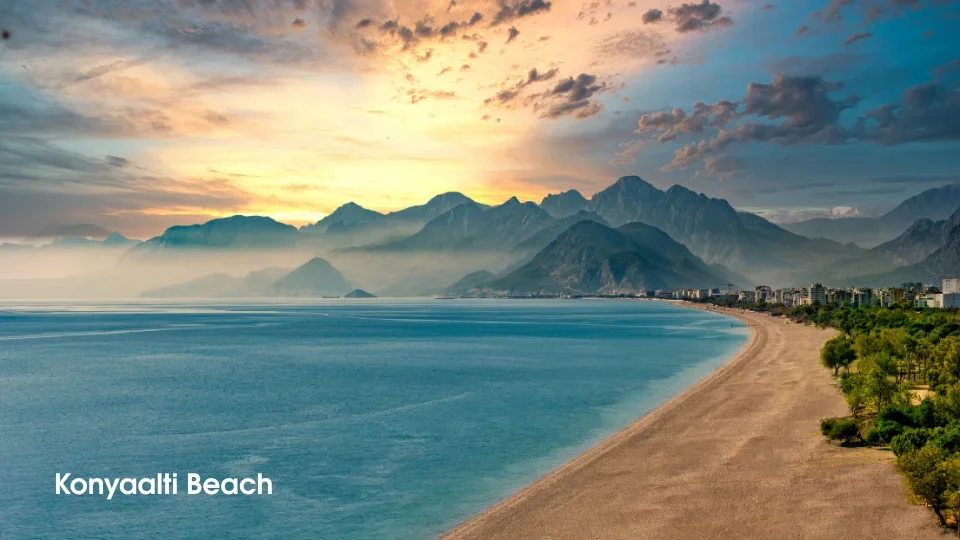Konyaalti Beach (4) (.webp)