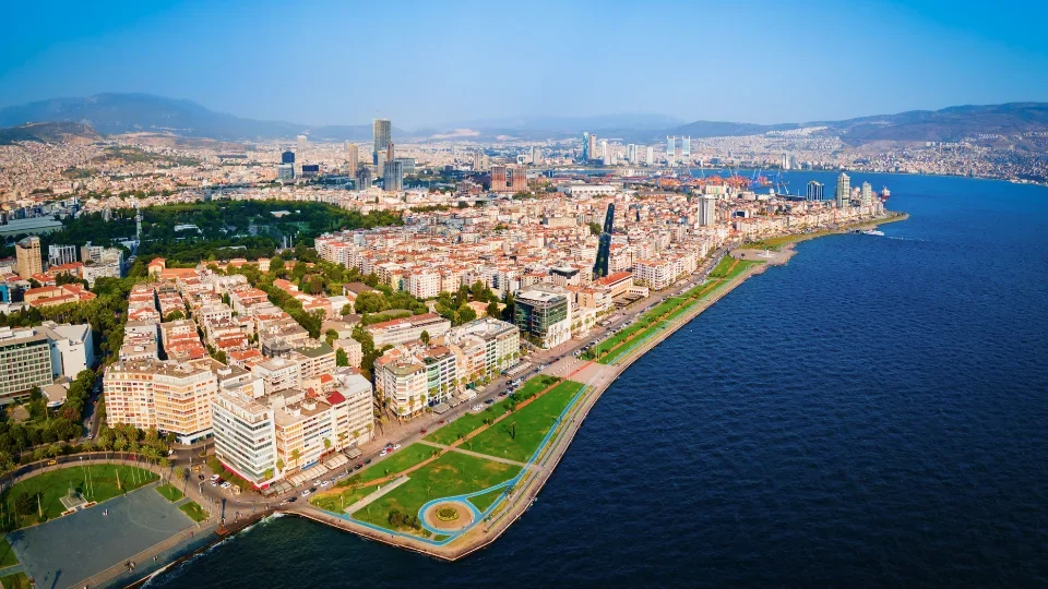 Kordon Izmir (1)