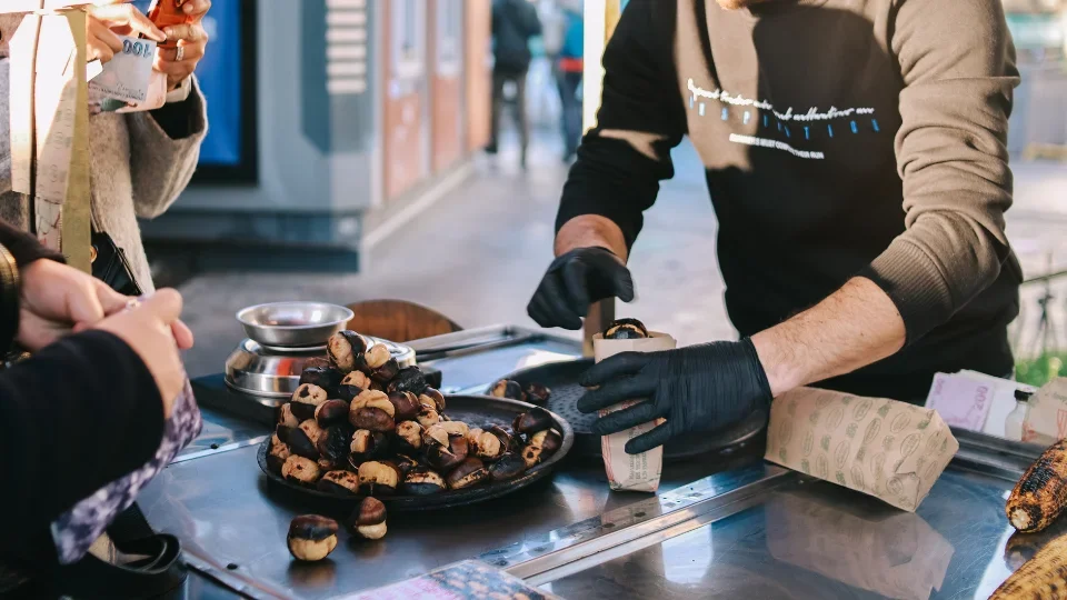Roasted chestnuts (3)