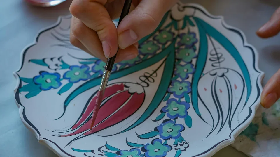 Turkish ceramic artist (2)
