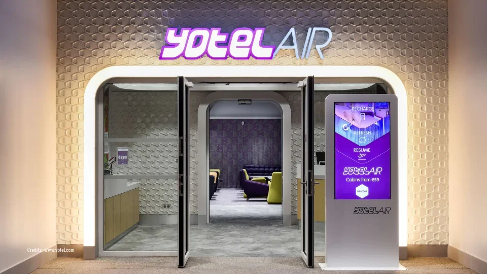 YOTELAIR (1)
